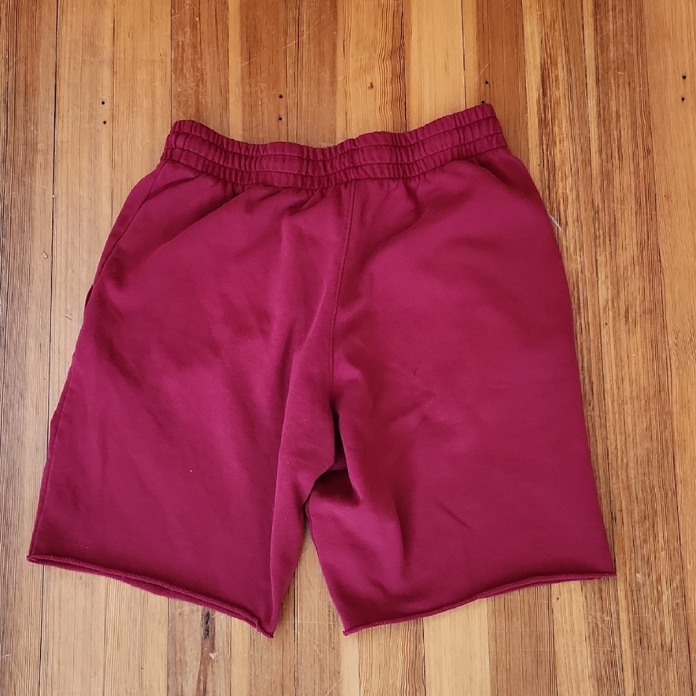 Under Armour Men's Maroon Athletic Shorts - Picture 3 of 4